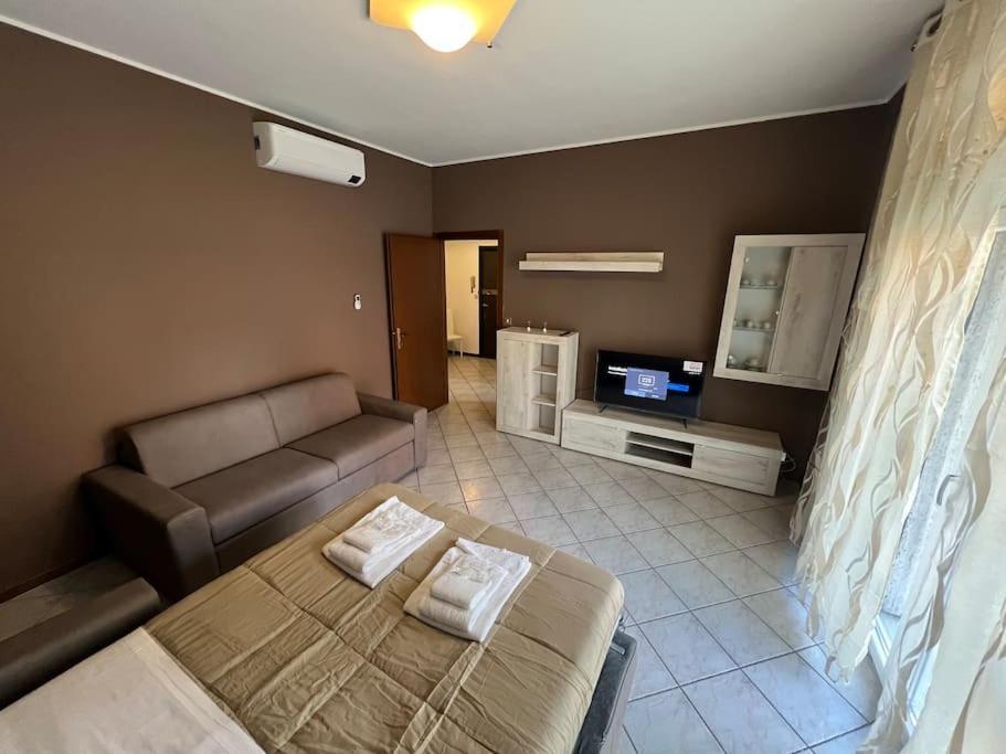 Ferienwohnung Orio Relax 24H Airport 1 - 3 Minute From Arrival By Bus Bergamo Exterior foto