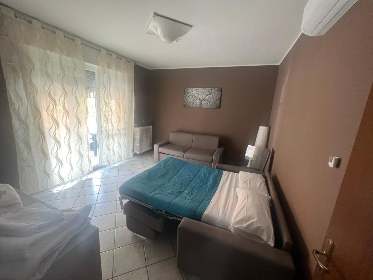 Ferienwohnung Orio Relax 24H Airport 1 - 3 Minute From Arrival By Bus Bergamo Exterior foto